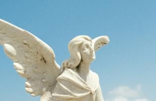 День ангела 27 серпня: кого вітати, яке церковне свято та що віщують народні прикмети