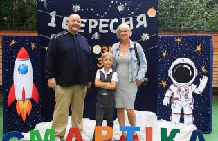 Син Єгора Крутоголова пішов у перший клас і кумедно відреагував на 1 вересня