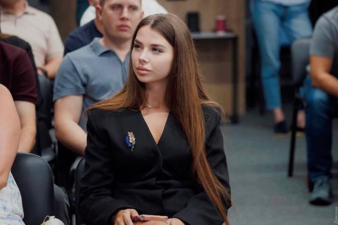 Хто така «Муза» з плівок НАБУ: що відомо про Єлизавету Івахненко
