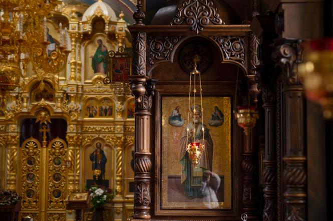 Церковне свято 18 вересня: чому цього дня не радять стригтися, кого привітати та які є прикмети