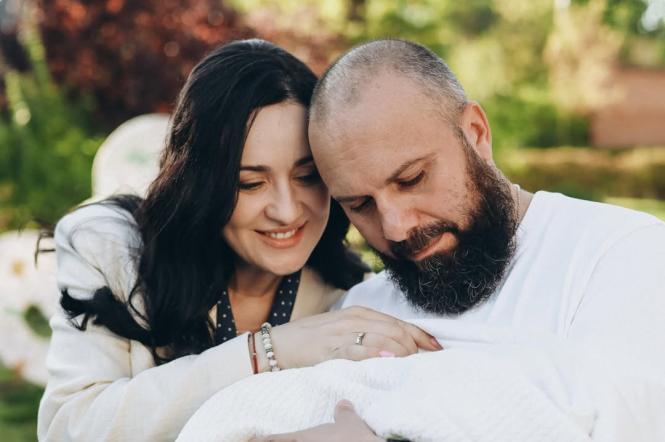 Соломія Вітвіцька показала нові фото із сином та розповіла про перший тиждень материнства