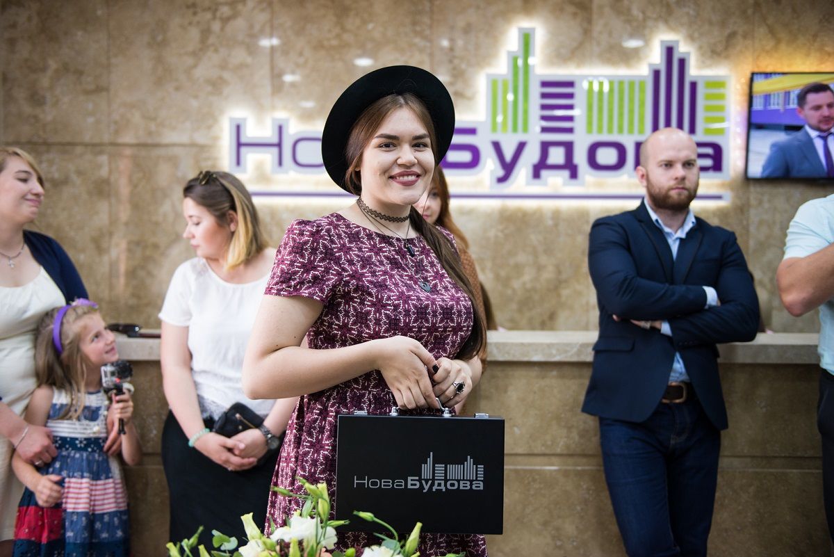 Переможниця Голосу країни Віталіна Мусієнко вперше побувала у своїй новій квартирі (фото)