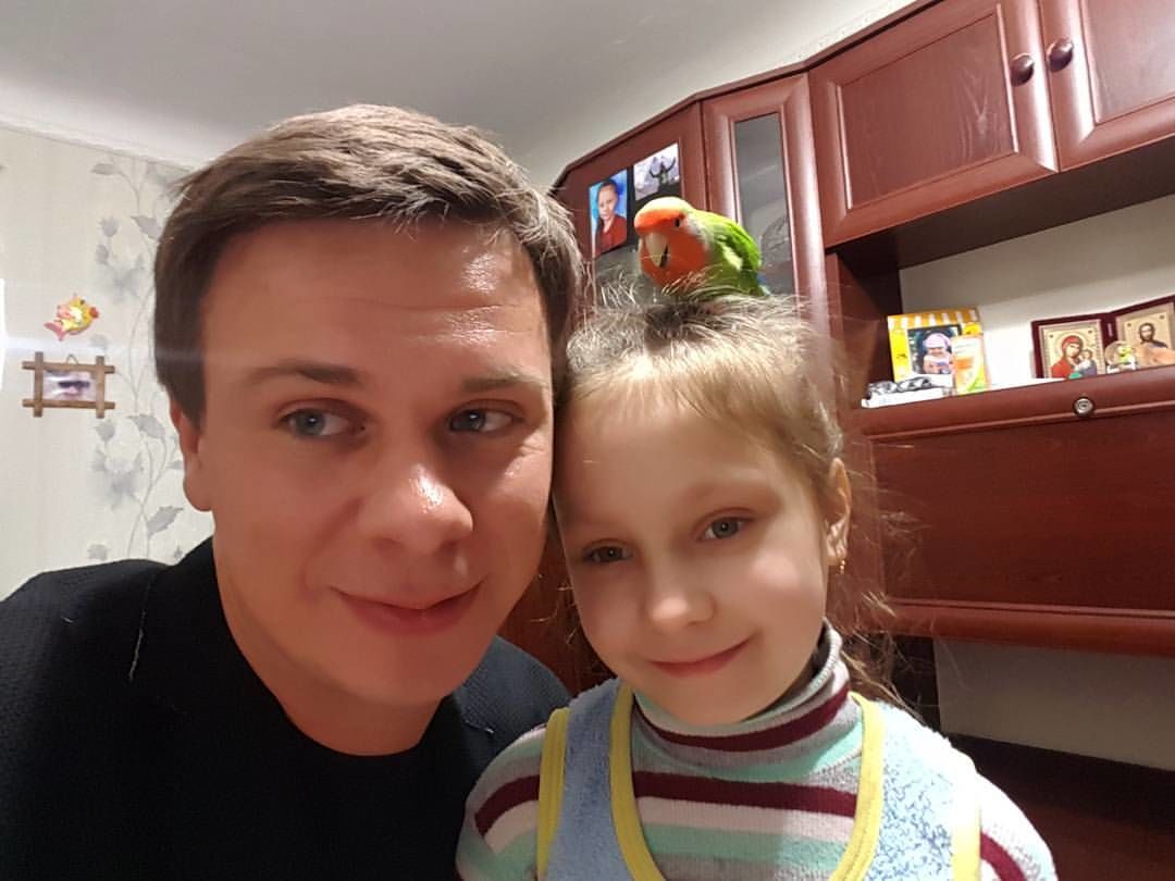 Дмитро Комаров зібрав 565 тисяч гривень для порятунку дівчинки