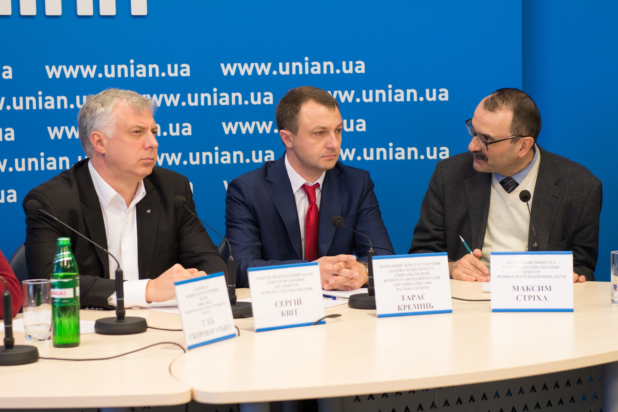 ТСН ініціювала публічну дискусію, щоб підтримати українських вчених