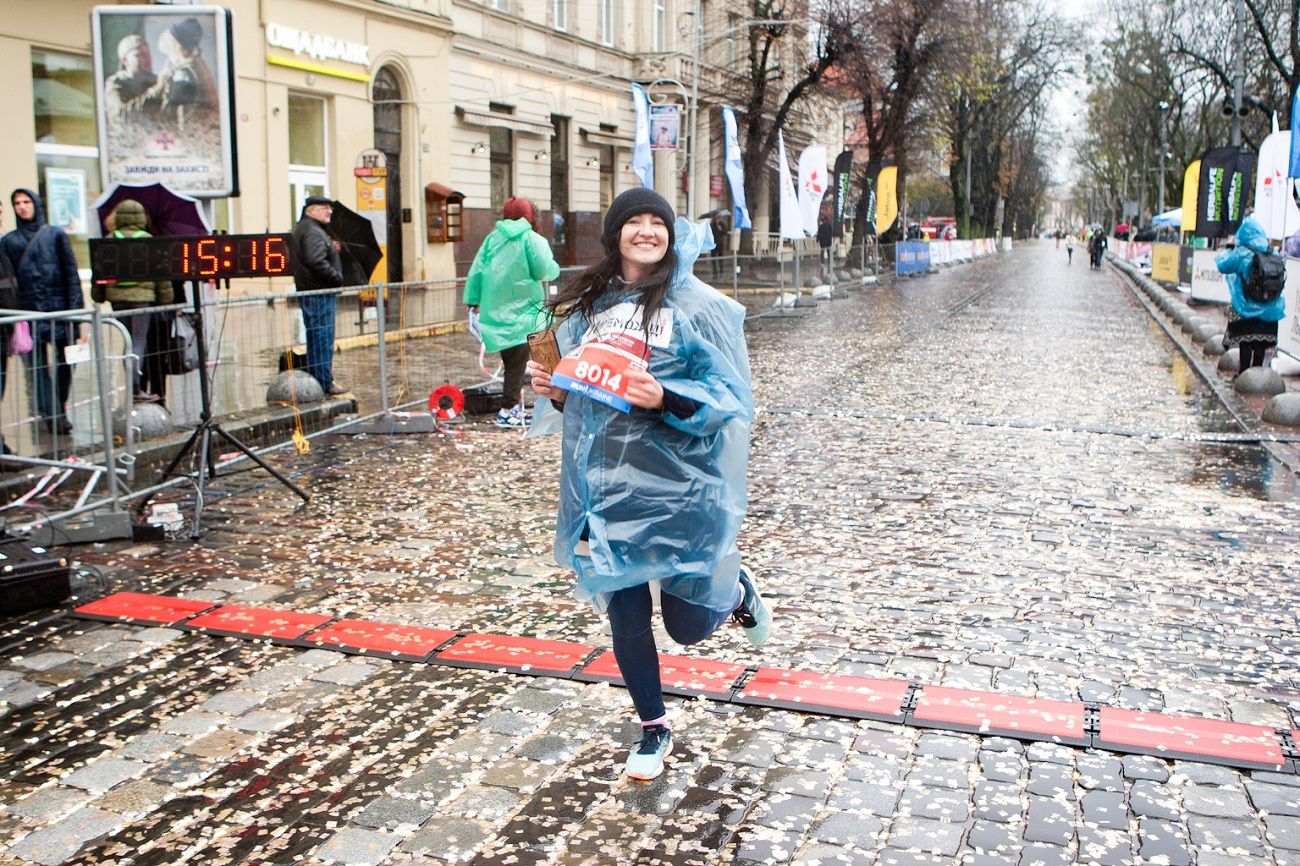 Соломія Вітвіцька з ветеранами АТО фінішувала у львівському забігу Переможці