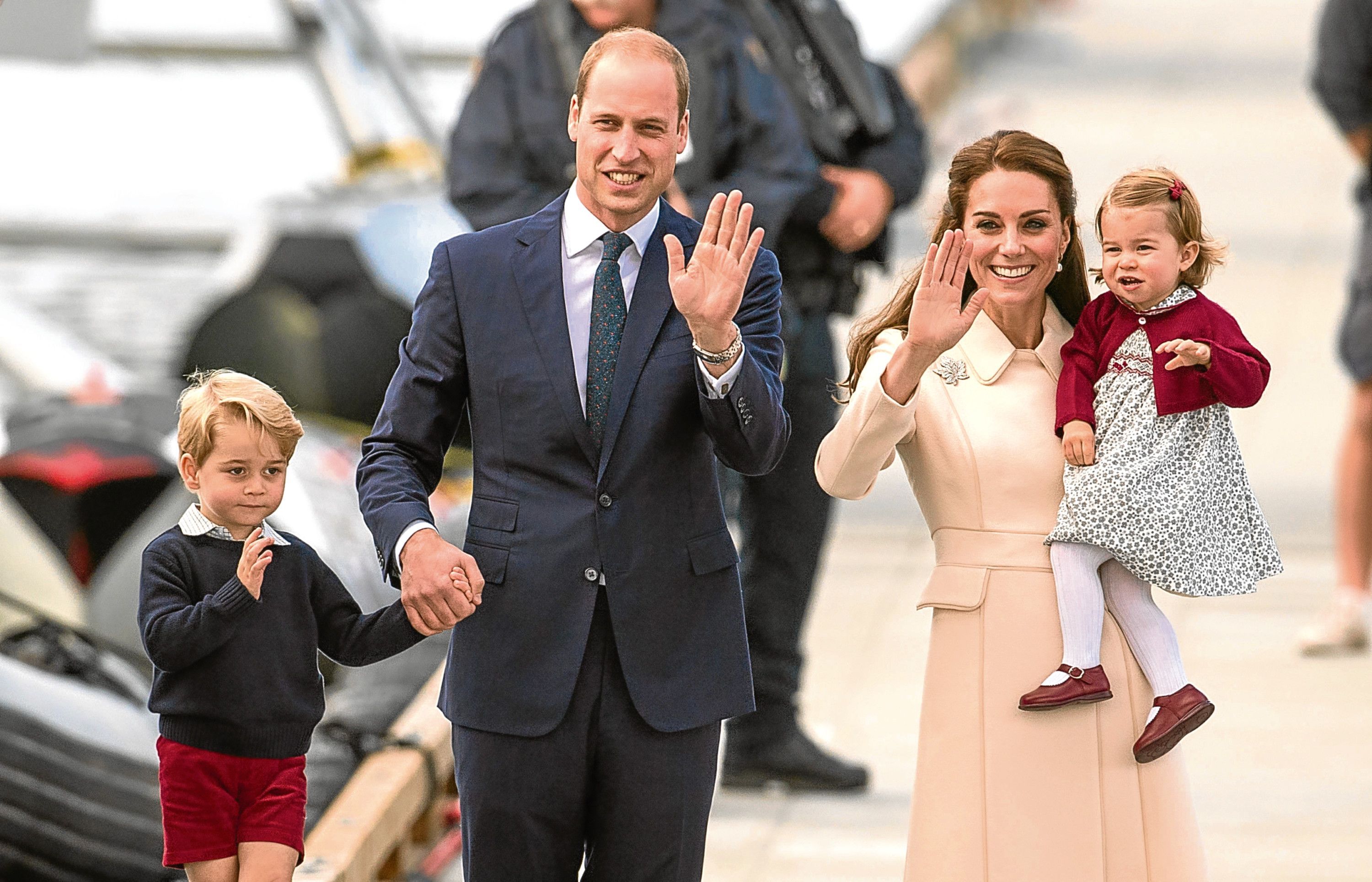Стало известно, какую роль будут выполнять дети принца Уильяма и Кейт Миддлтон на свадьбе