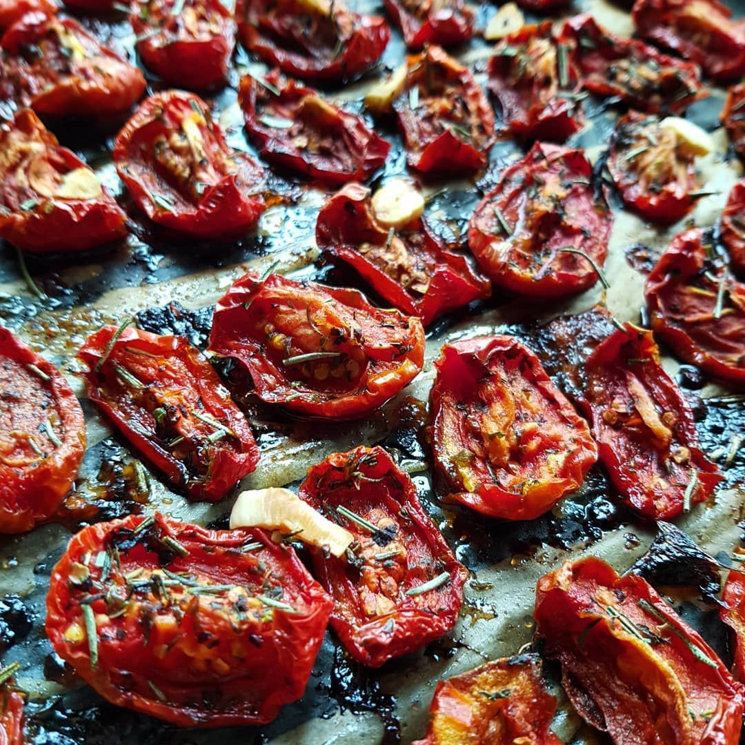 Як приготувати в'ялені помідори: три рецепти