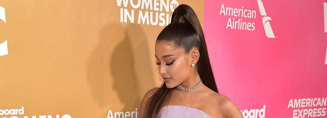 Ariana Grande Rasplakalas Pryamo Na Scene Iz Za Vospominanij O Pokojnom Lyubimom