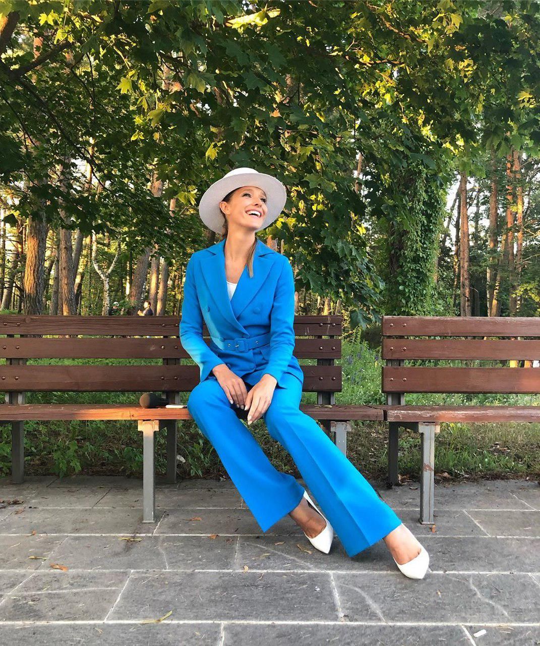 Катя Осадча вдягнула найтрендовіші шорти сезону (ФОТО) | Зірковий стиль | 1+1