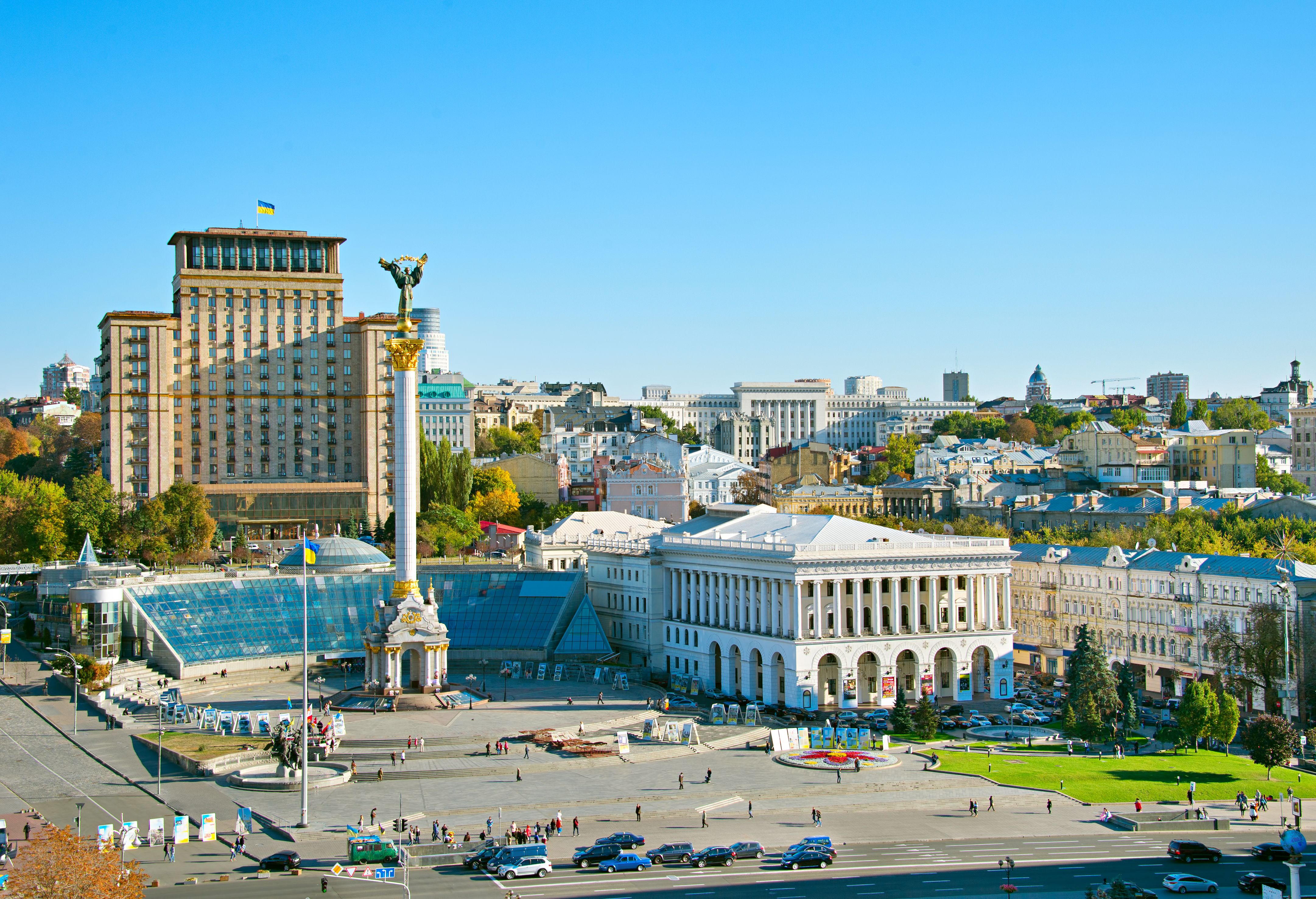 Р киев. Крещатицкая площадь. Площадь Украины. Киев. Независимость фото.