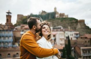 Как упорная Джамала влюбила в себя младшего на 8 лет мужа | Звездная жизнь | 1+1