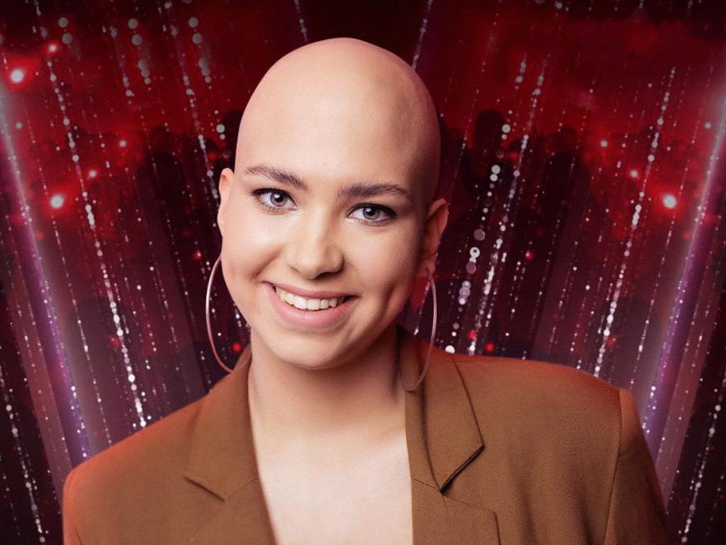 Анастасия Буханцов, лысая участница «Голоса страны» рассказала про жизнь без волос и поддержку родных