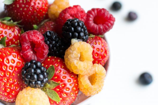 Ягоди і фрукти: скільки можна їсти, в який час доби? Як правильно зберігати фрукти?