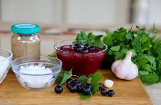 Как приготовить соус из черной смородины без сахара