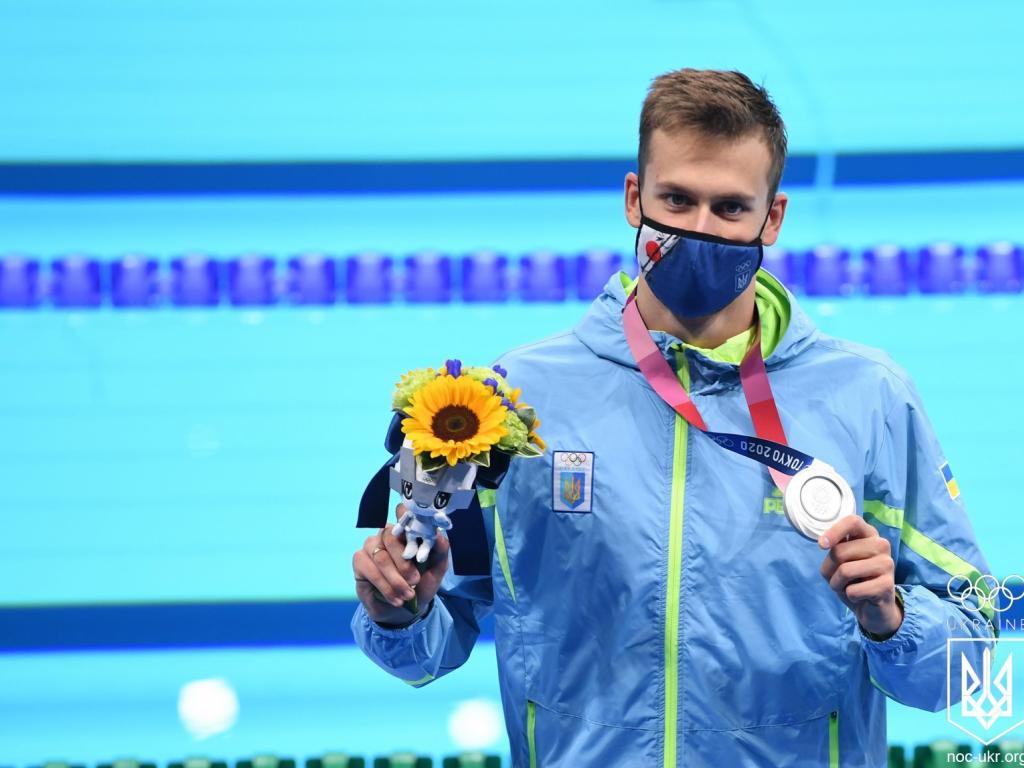  Первое "серебро" в Украины на Олимпиаде-2020: награду завоевал пловец Михаил Романчук