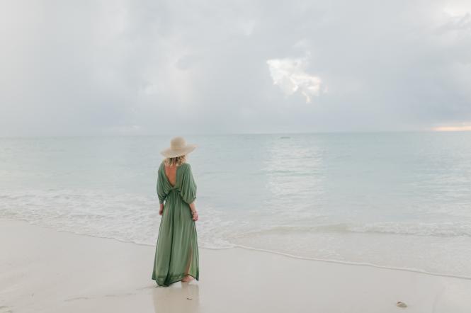 Пляжний гардероб: що можна, а чого не варто одягати на пляж?