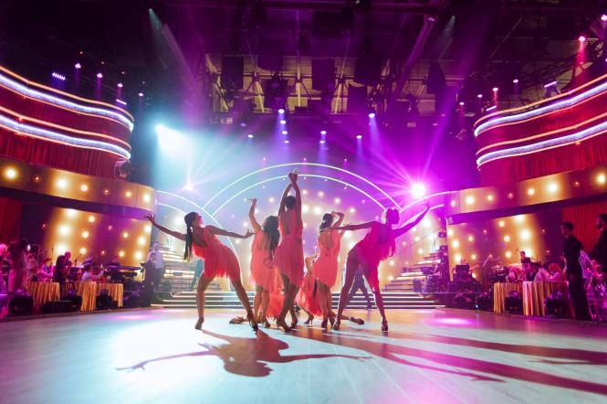 Танцы со звездами 2021: все выступления участников в четвертом эфире (ВИДЕО)