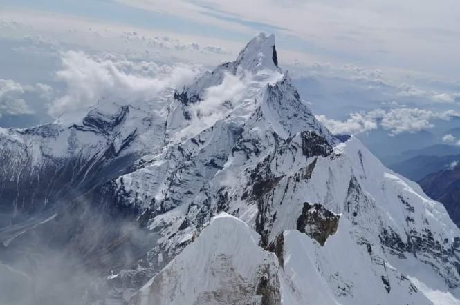 Українські альпіністи підкорили вершину в Гімалаях, яку до того не підкорив ніхто