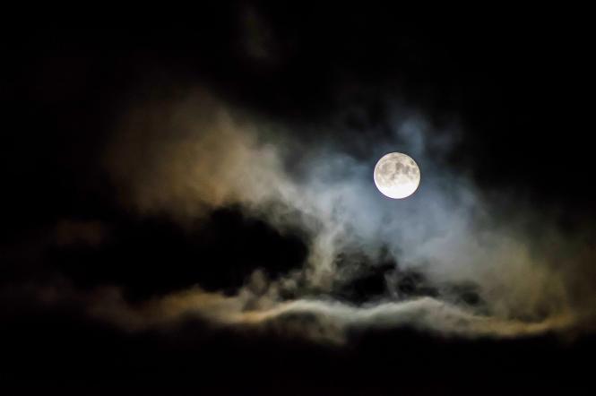 Прогноз на тиждень від астролога: коли коридор затемнень та повний місяць
