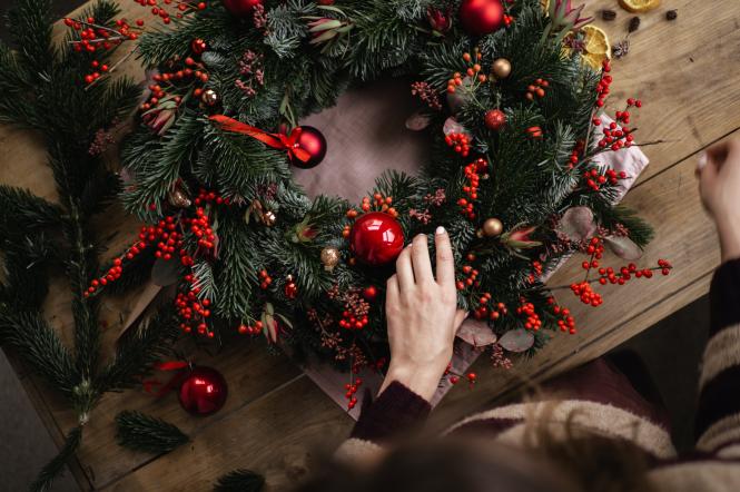 Как сделать рождественский венок своими руками? Идеи новогоднего декора 2023 Украина