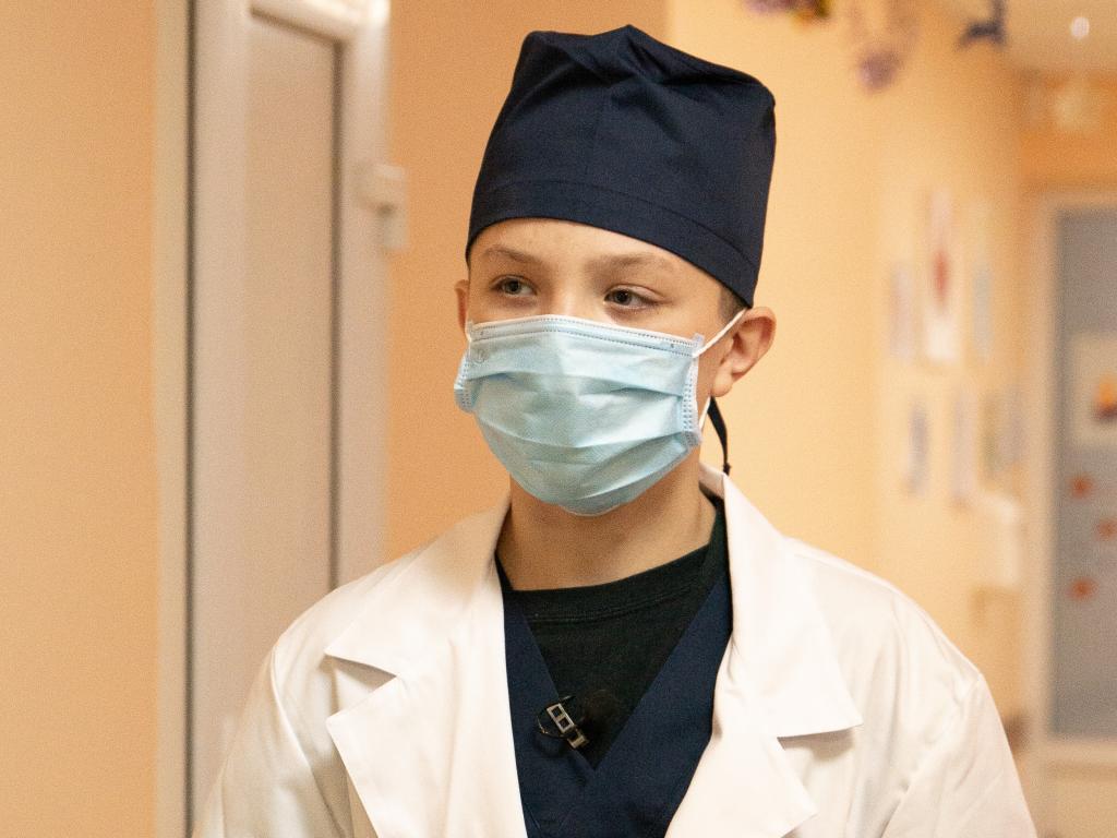 13-летний подопечный «дійсни мрію Ростислав Бекарюк принял участие в настоящей операции – запустили остановленное сердце