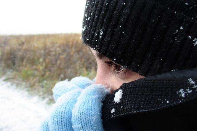 Як уникнути переохолодження та обмороження: правила поведінки у холодну погоду