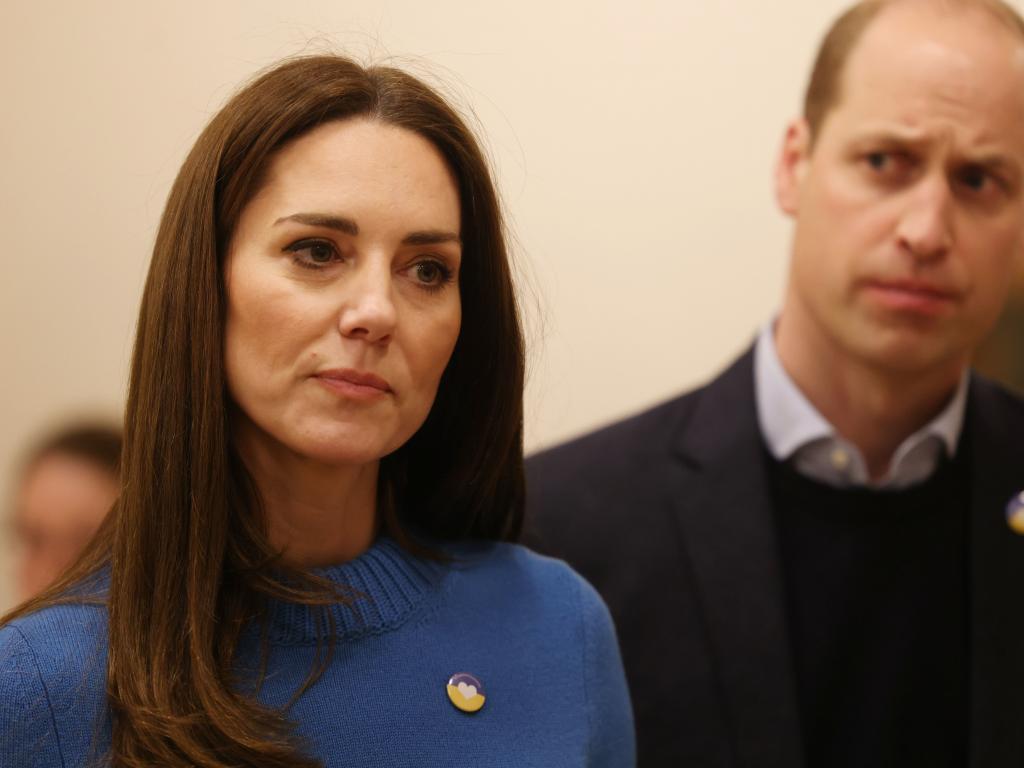 Принц Вільям та Кейт Міддлтон відвідали Український культурний центр у Лондоні з синьо-жовтими значками на грудях
