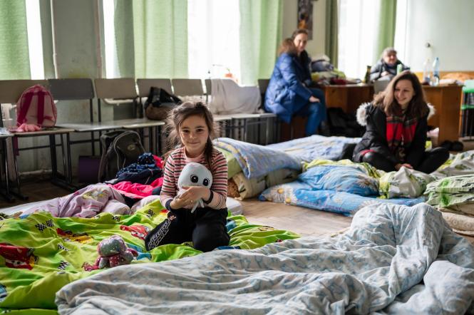 ЦНАПи у 14 областях України працюють як Центри турботи: тимчасовий прихисток для переселенців 