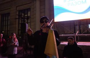 MELOVIN спел гимн Украины на Львовском вокзале