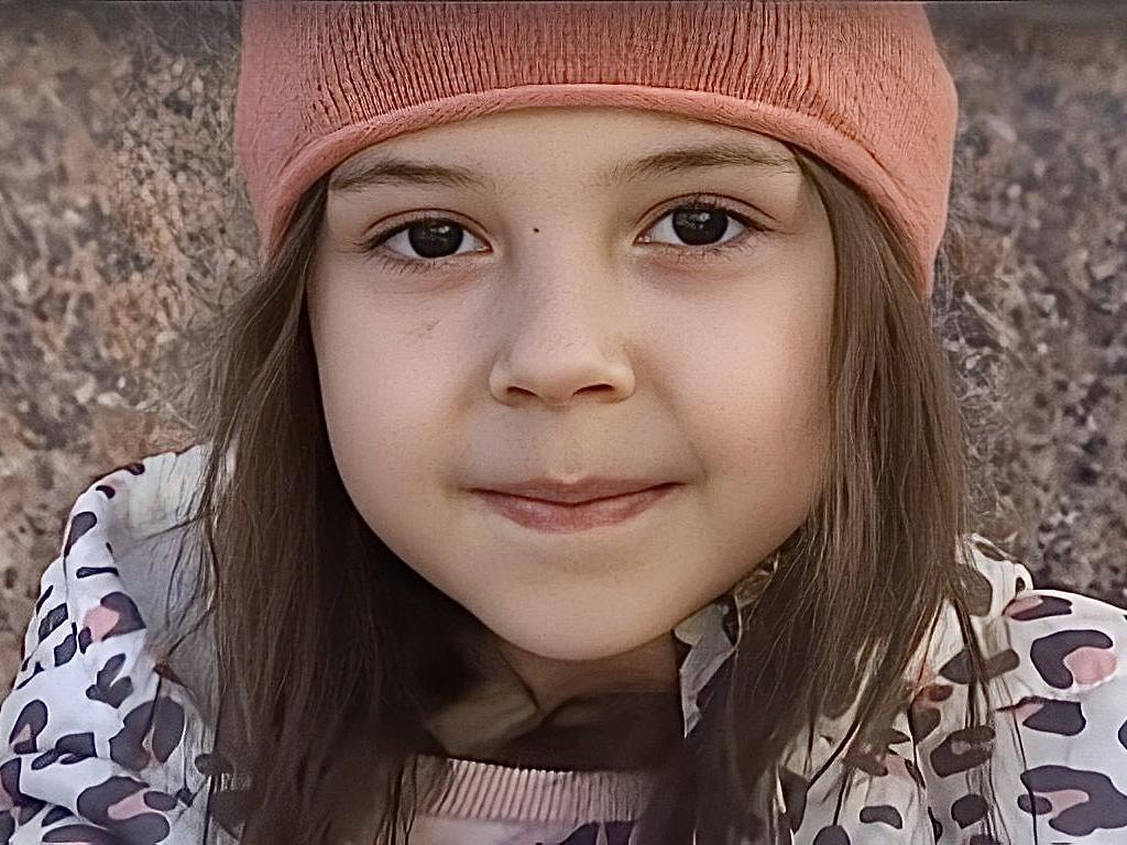 Мрію 7-річної Варі, яка віддала всі свої гроші на придбання бронежилету військовому, здійснили (відео)