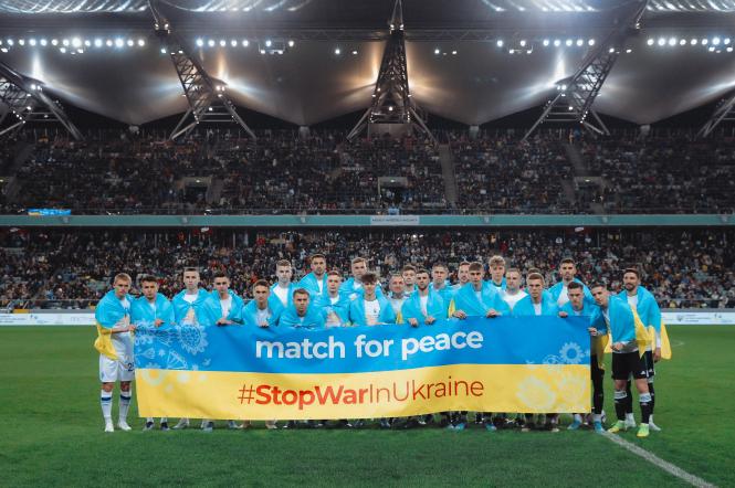 Match for peace #StopWarInUkraine: як пройшов перший благодійний матч «Динамо» на підтримку України