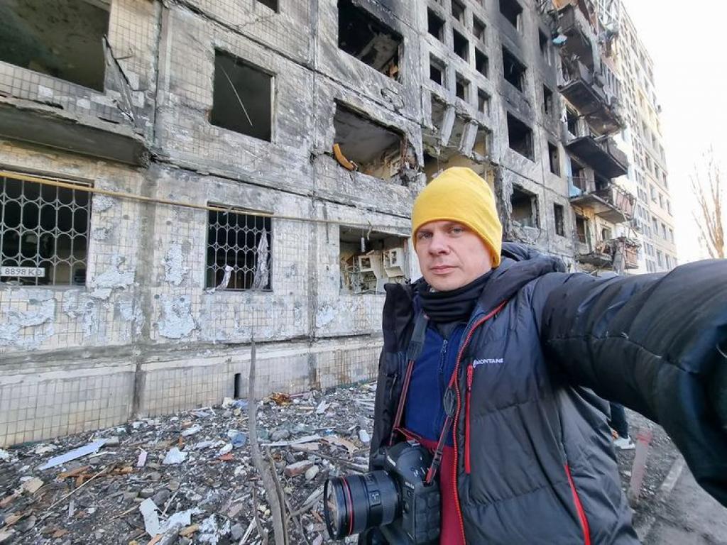Дмитро Комаров показав Лисичанськ після обстрілів та бомбардувань (відео)