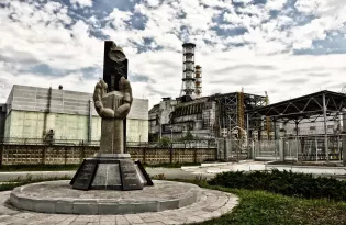 Как работала в оккупации Чернобыльская АЭС и как живет зона отчуждения сейчас (к годовщине аварии на ЧАЭС)