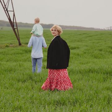 Віра Кекелія з родиною