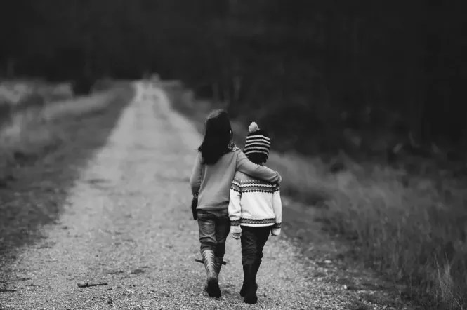 Ребенок резко стал взрослее: риски и факторы посттравматического роста описывает детская психология Светлана Ройз
