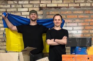 Костянтин Войтенко та Антон Нестерко разом з благодійниками зібрали понад 4 мільйони гривень на обладнання для армії