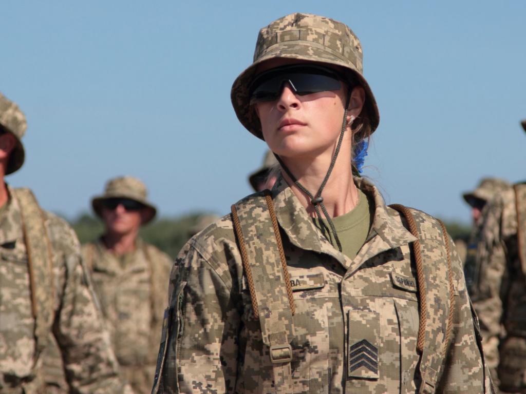 Генштаб ЗСУ: жінок ставитимуть на військовий облік лише за їхньою згодою