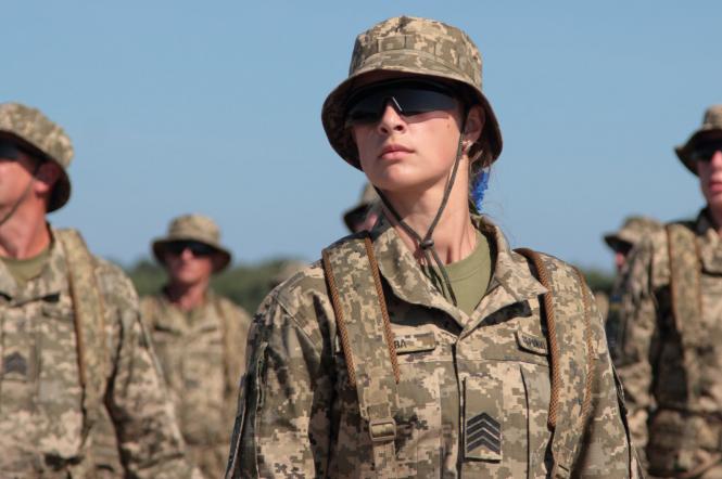 Генштаб ЗСУ: жінок ставитимуть на військовий облік лише за їхньою згодою