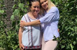 Розлука у 5 місяців: Лідія Таран приїхала до Києва і показала зворушливе фото з мамою