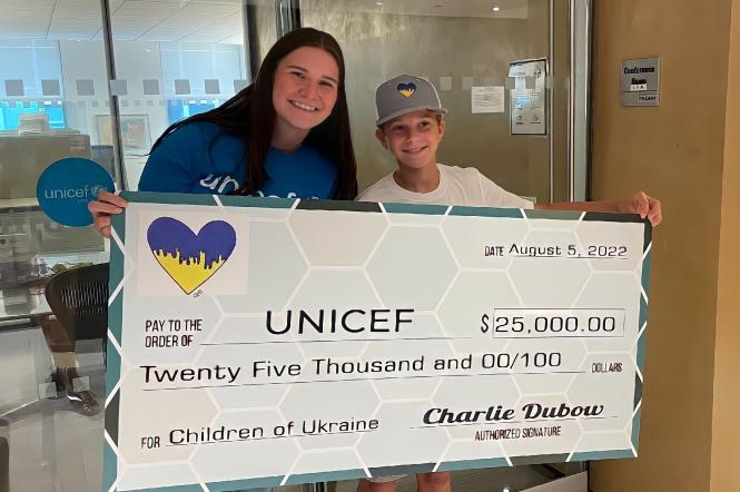 Мальчик из США собрал 25 тысяч долларов в помощь украинским детям