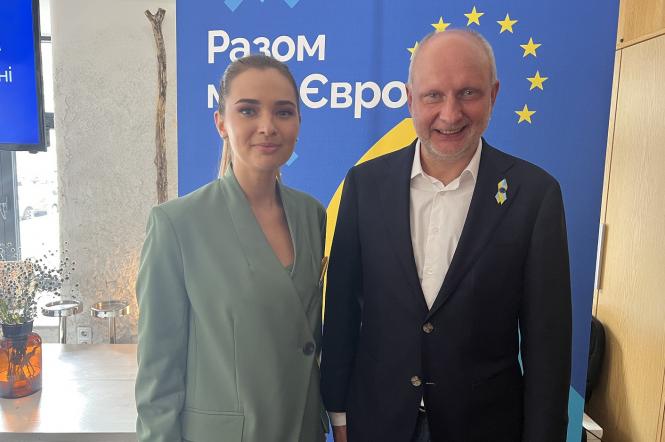 Ведущая 1+1 Наталья Островская встретилась с Послом ЕС в Украине Матти Маасикасом