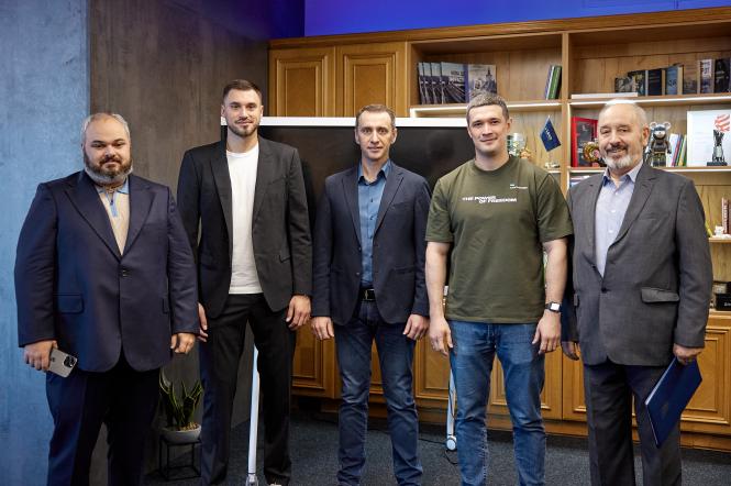 Футбольный клуб Динамо Киев профинансирует возобновление разрушенного отделения Черниговской городской больницы