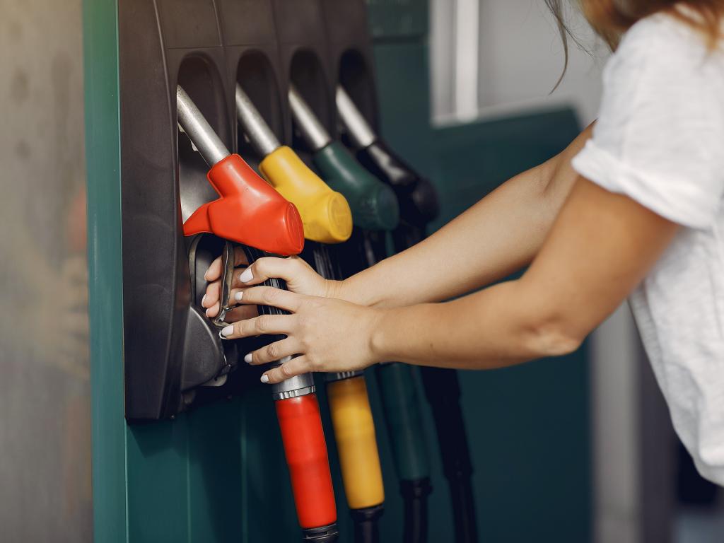 Цены на топливо в ноябре: будет ли повышаться стоимость бензина и дизеля