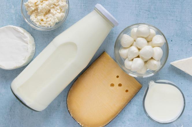 Що буде з цінами на молочні продукти та гривнею в 2023 році: пояснює економіст