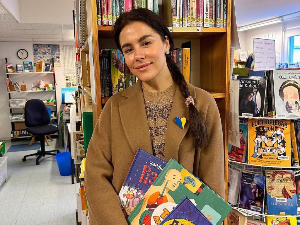 Іванна Онуфрійчук та її фонд організували доступ до українських книжок для дітей з України