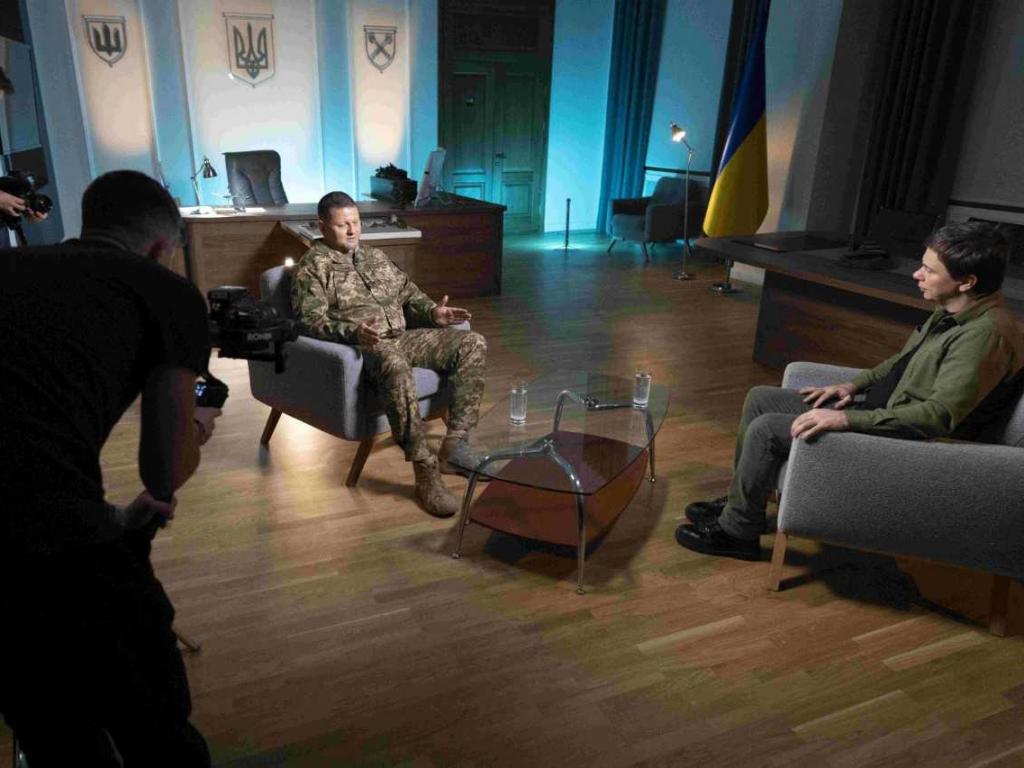 Валерій Залужний про втрати, сімʼю та затоплення крейсера "Москва" — Рік. За кадром Валерій Залужний про втрати, сімʼю та затоплення крейсера "Москва" — Рік. За кадром