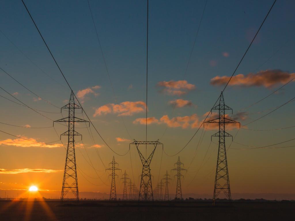Тариф на світло: чому в Україні зросла ціна на електроенергію – пояснює експерт – 1+1