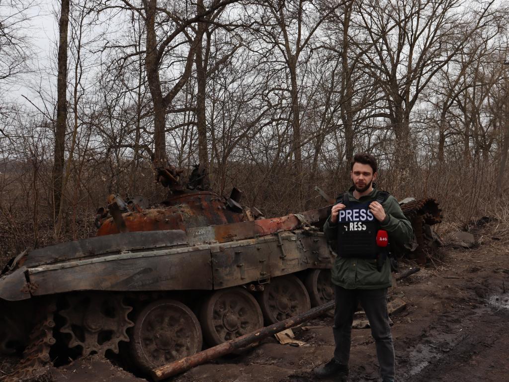 Олександр Ковальов, кореспондент проєктів, про роботу в умовах війни - інтерв'ю 1+1 Олександр Ковальов, кореспондент проєктів, про роботу в умовах війни - інтерв'ю 1+1