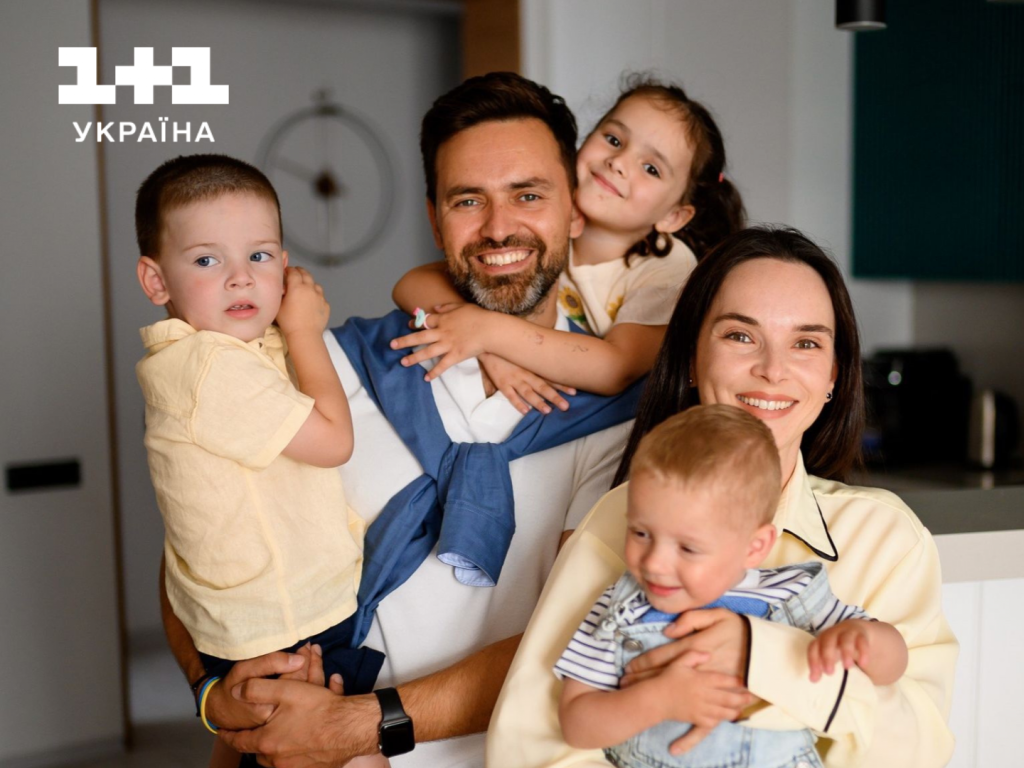 Тімур Мірошниченко вперше разом з трьома дітьми завітав до студії «Сніданок. Вихідний» (відео)