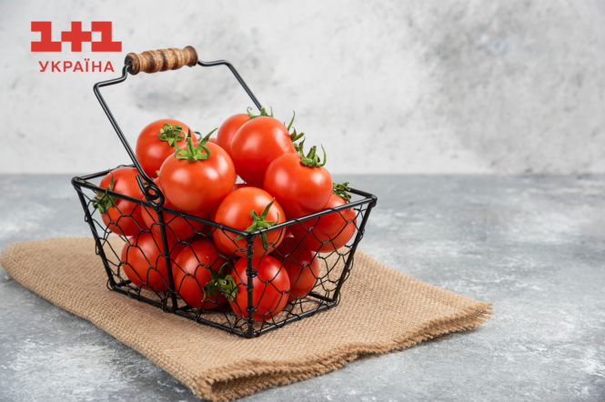 10 спецій для маринування помідорів — 1+1